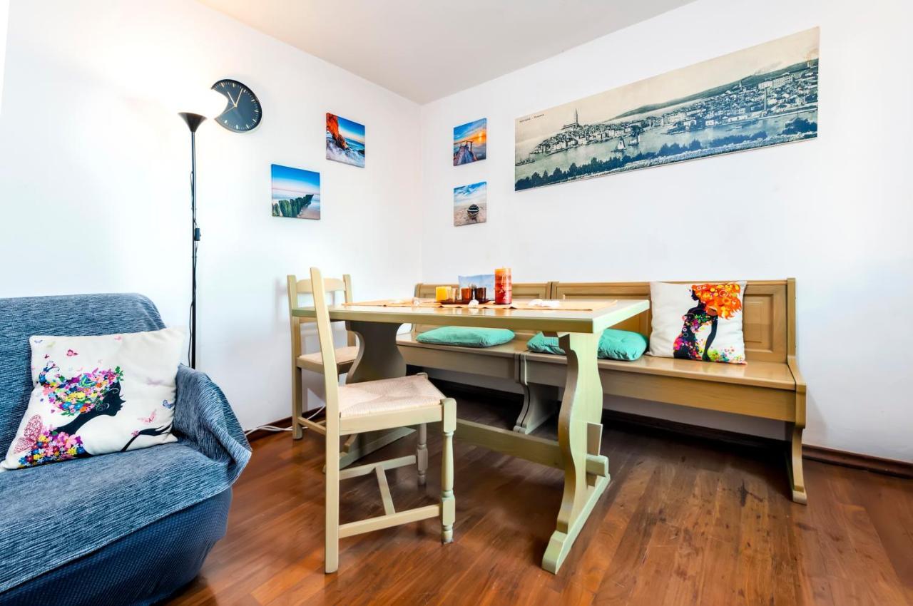 Havana - Apartment With Sea View Rovinj Exterior photo