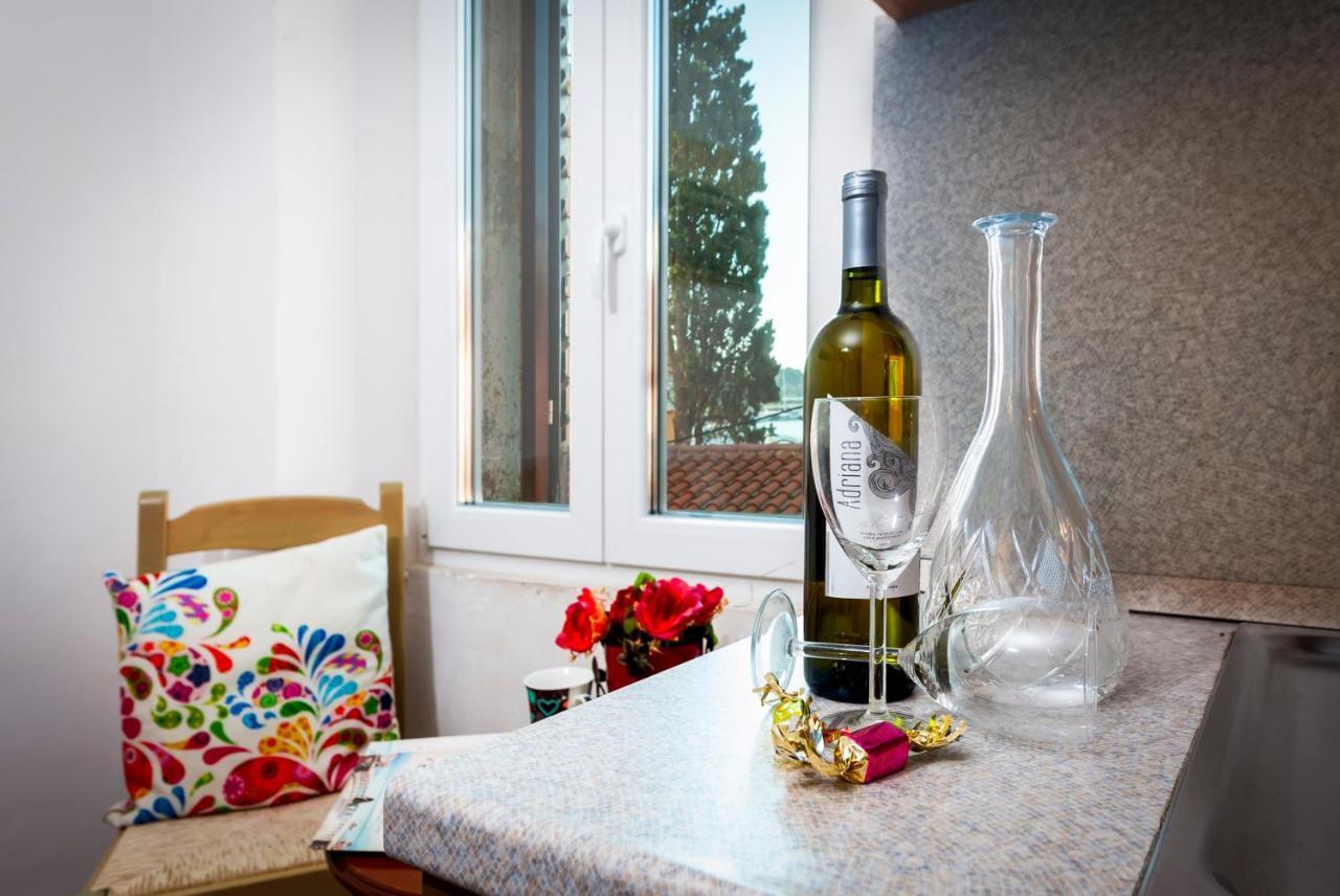 Havana - Apartment With Sea View Rovinj Exterior photo